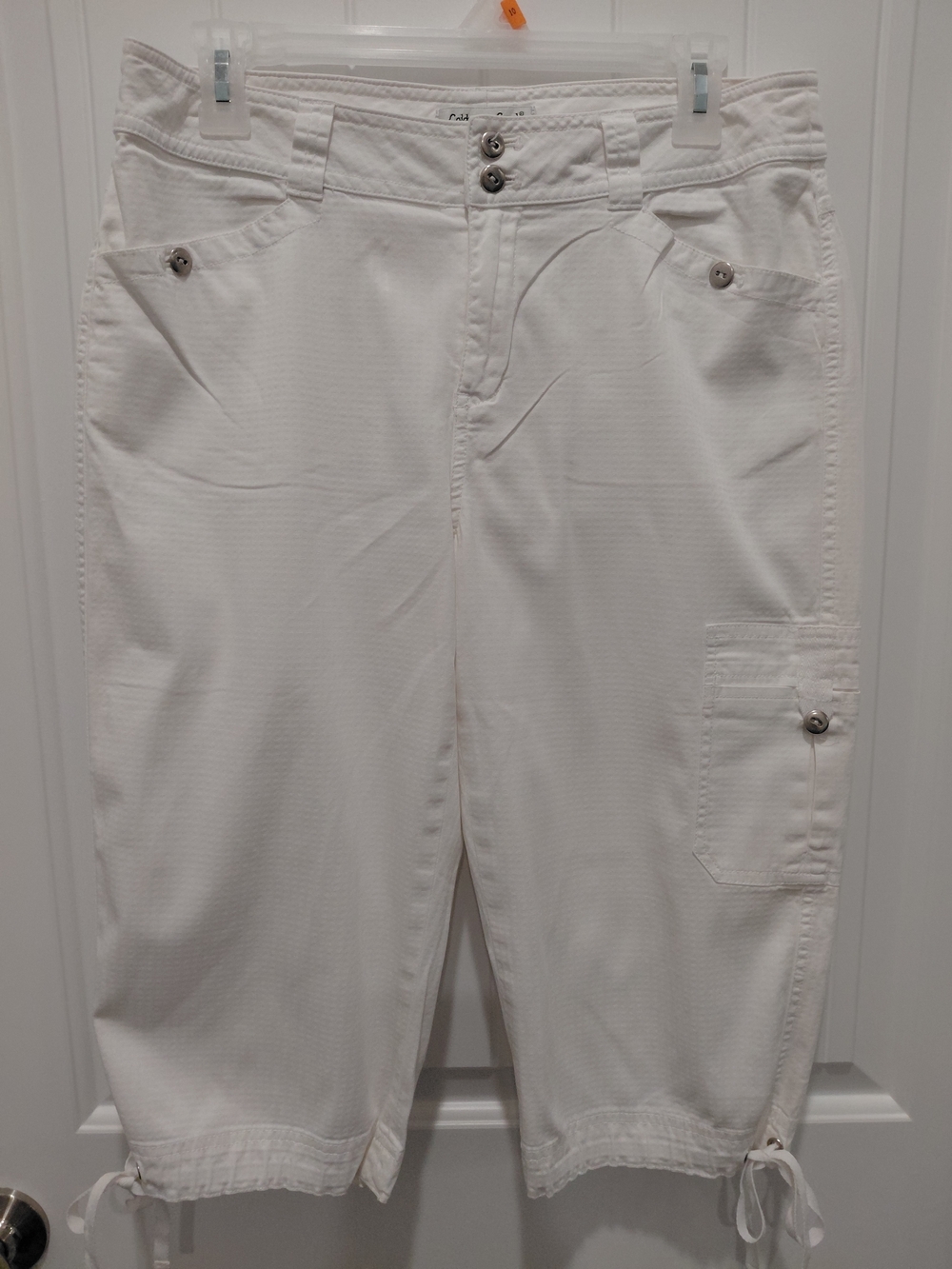 Coldwater Creek White Capris with Cargo Pocket